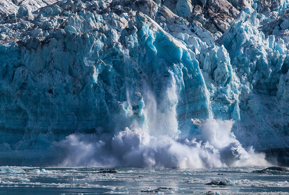 Ледник Хаббард на Аляске