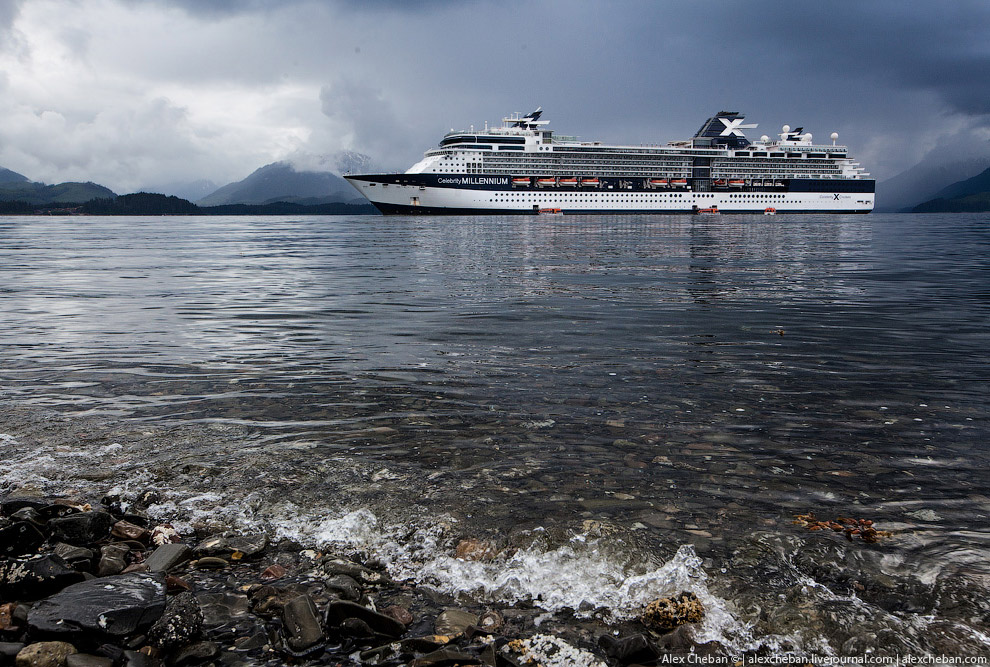 Ледник Хаббард на Аляске