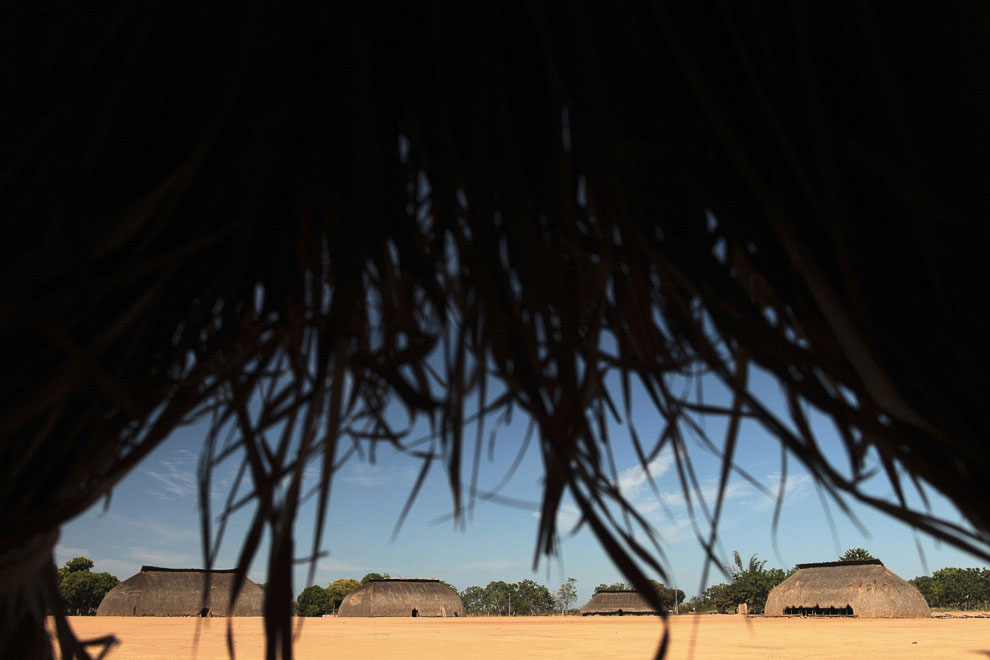 Жизнь племени в бассейне реки Амазонки