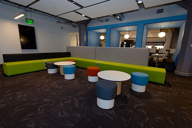 Штаб-квартира компании Твиттер