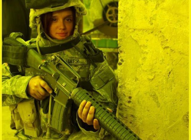 Поменяйте фон