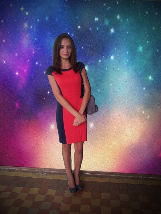 Поменяйте фон