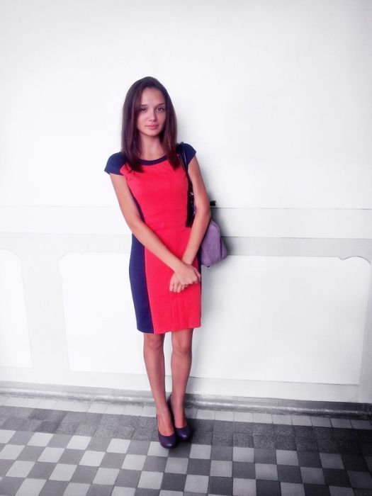 Поменяйте фон