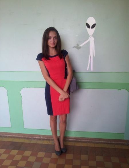 Поменяйте фон