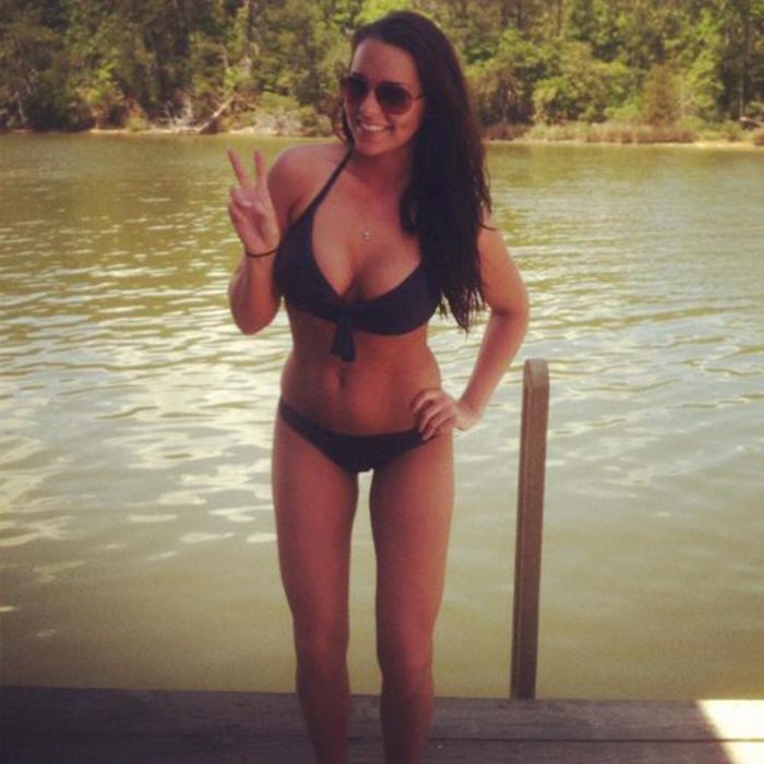 Девушки в бикини