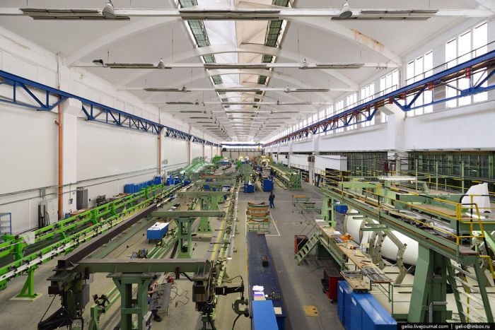 Как делают самолетоы Л-410 в Чехии