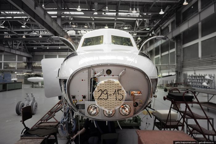 Как делают самолетоы Л-410 в Чехии