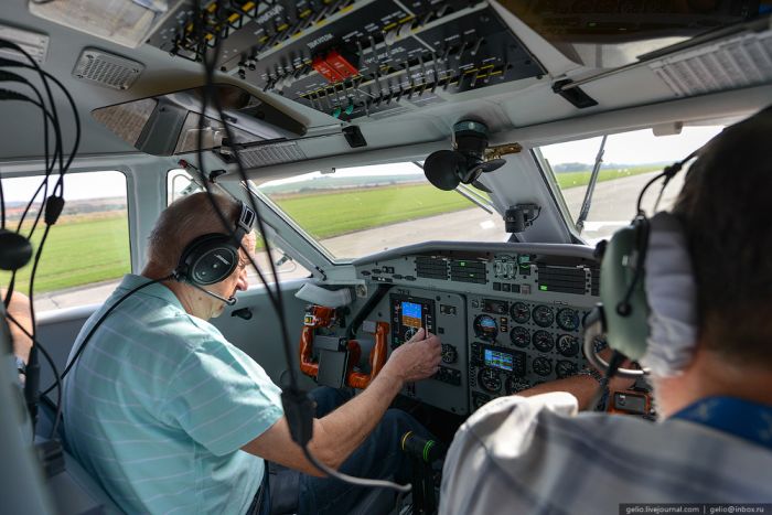 Как делают самолетоы Л-410 в Чехии