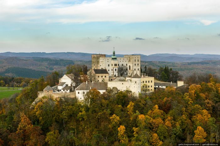 Как делают самолетоы Л-410 в Чехии