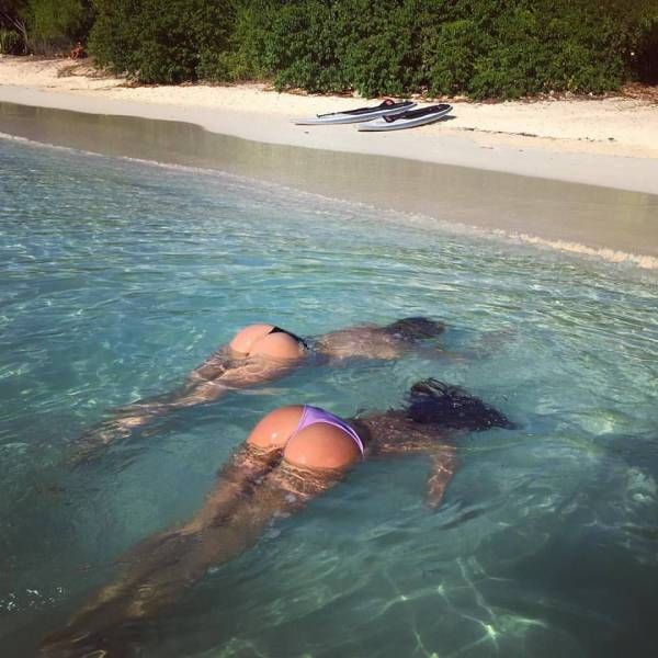 Забавные девушки