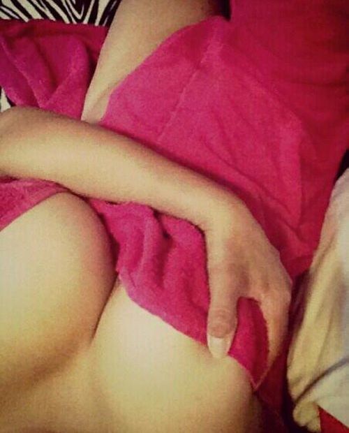 Девушки в полотенцах