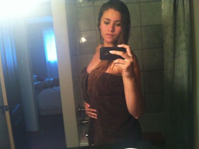 Девушки в полотенцах