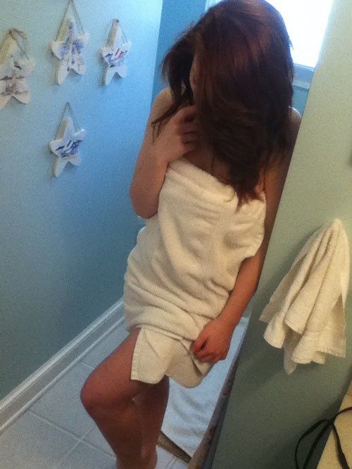 Девушки в полотенцах