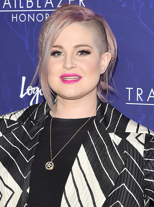 Знаменитости, поборовшие алкогольную зависимость Знаменитости, поборовшие алкогольную зависимость