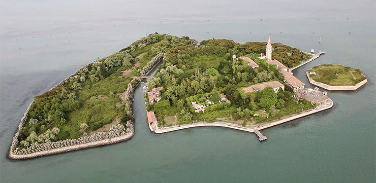 Самые пугающие и загадочные уголки нашей планеты