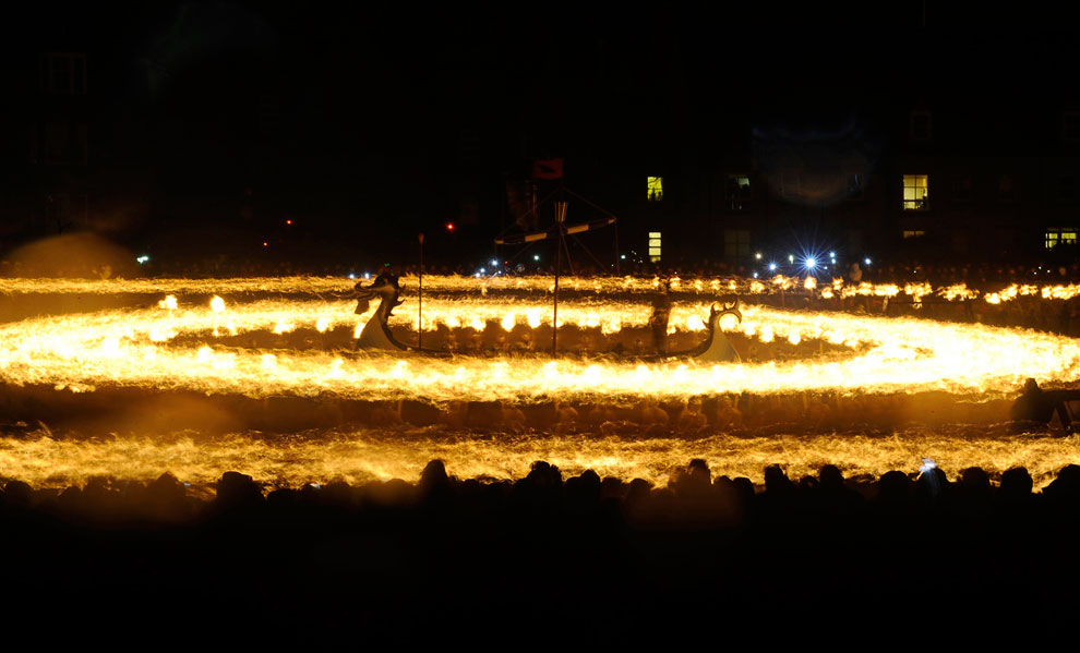 Праздник огня Апхеллио 2013