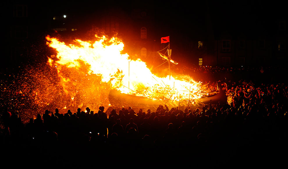 Праздник огня Апхеллио 2013