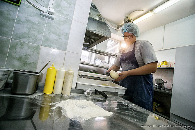 Как работает служба доставки пиццы