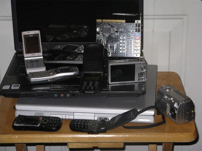 Как добыть золото из ненужной электроники (12 фото)