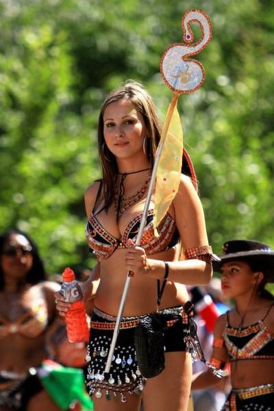 Забавные девушки