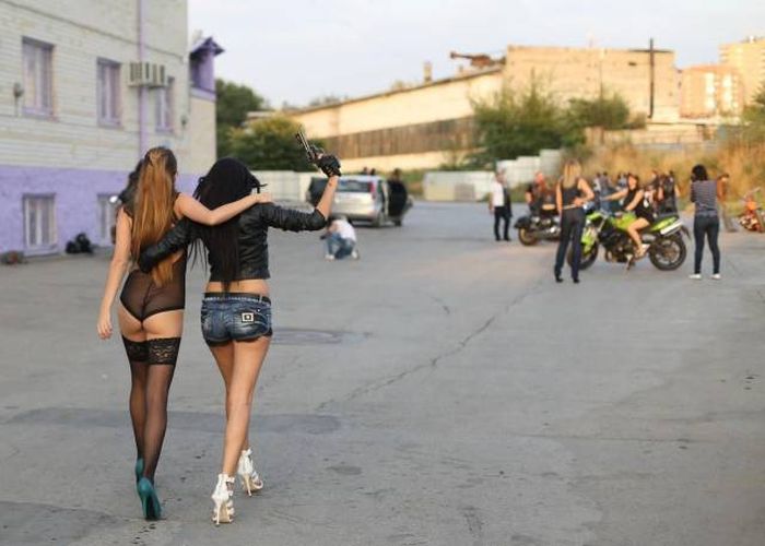 Забавные девушки