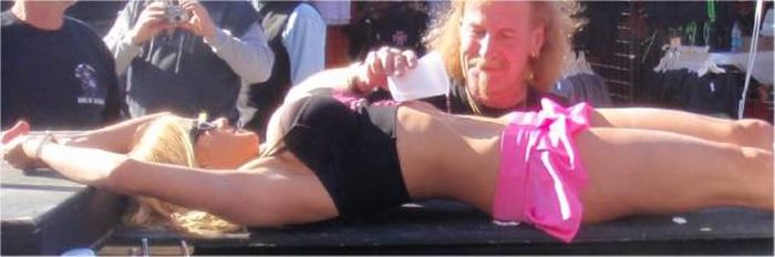 Забавные девушки