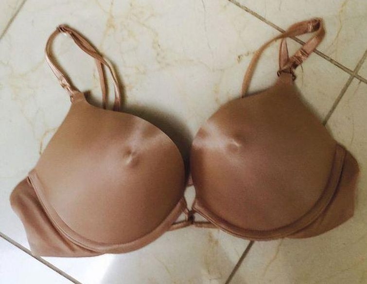 Поддельная 'верблюжья лапка' — безумный азиатский тренд среди женского белья