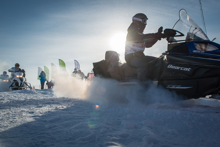 Обгоняя ветер