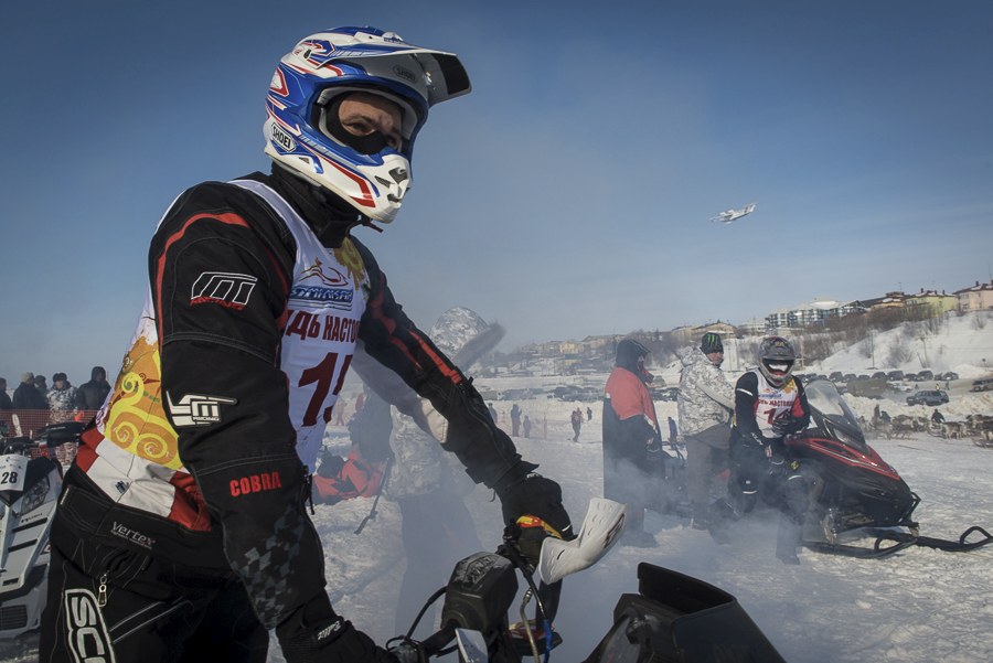 Обгоняя ветер