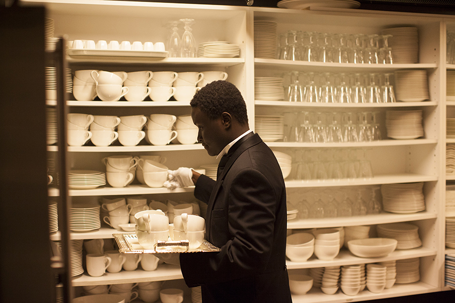 Как готовят дворецких в Европе Как готовят дворецких в Европе