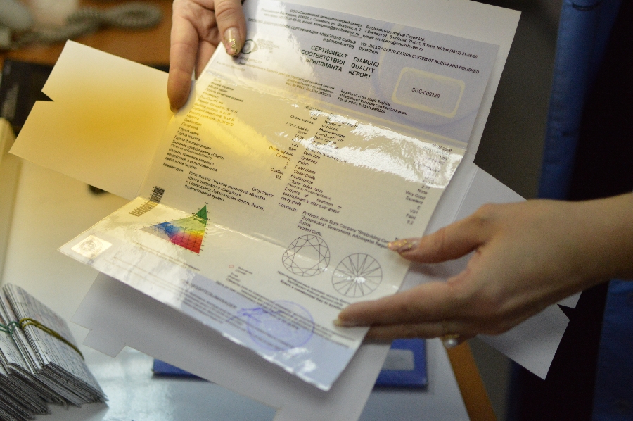 Как гранят алмазы Как гранят алмазы