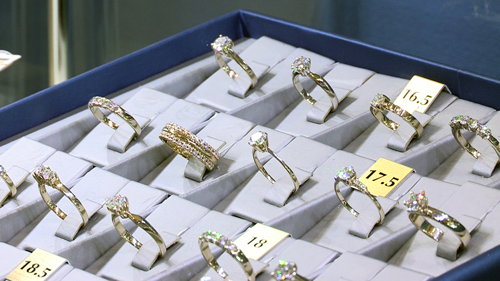 Как гранят алмазы Как гранят алмазы