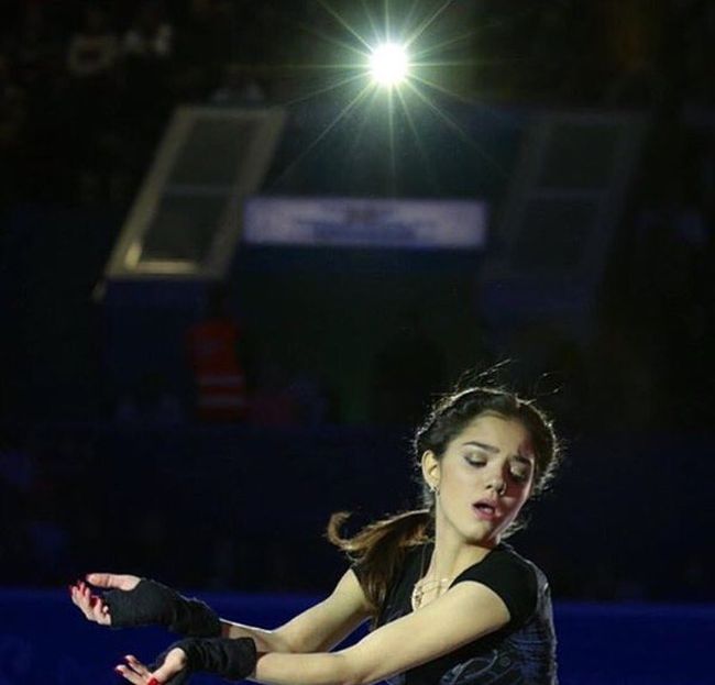 Российская фигуристка Евгения Медведева стала звездой Японии, рассказав стишок из «Сейлор Мун»