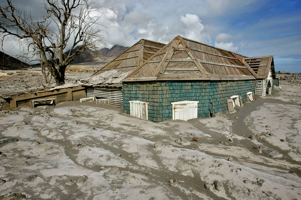 Вулкан Суфриер-Хиллс и остров-призрак