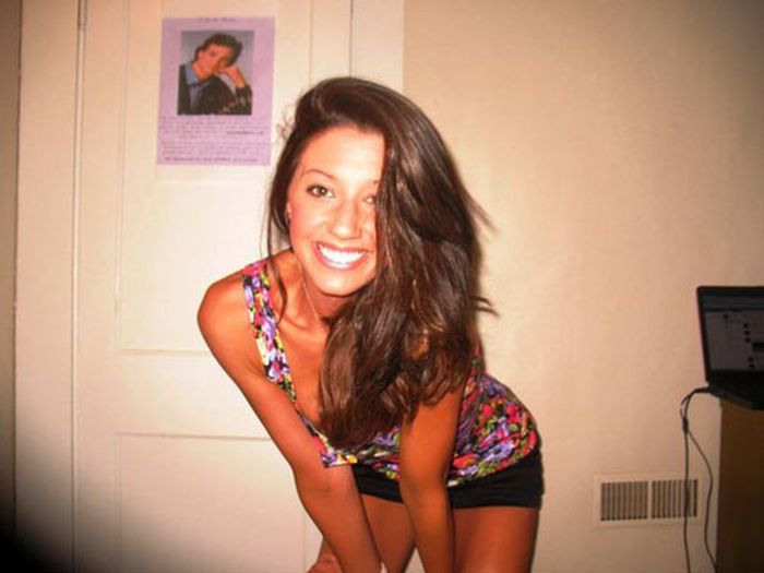 Девушки в наклоне