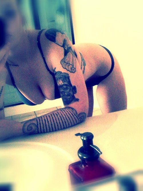 Девушки в наклоне