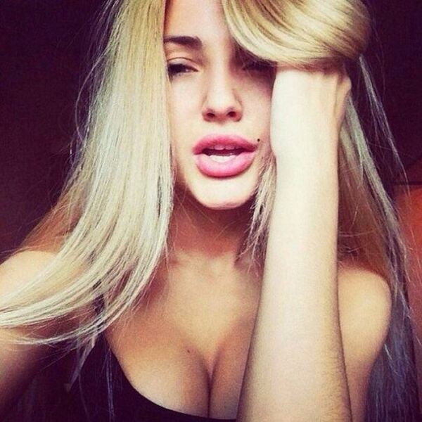 Очаровательные девушки из соцсетей