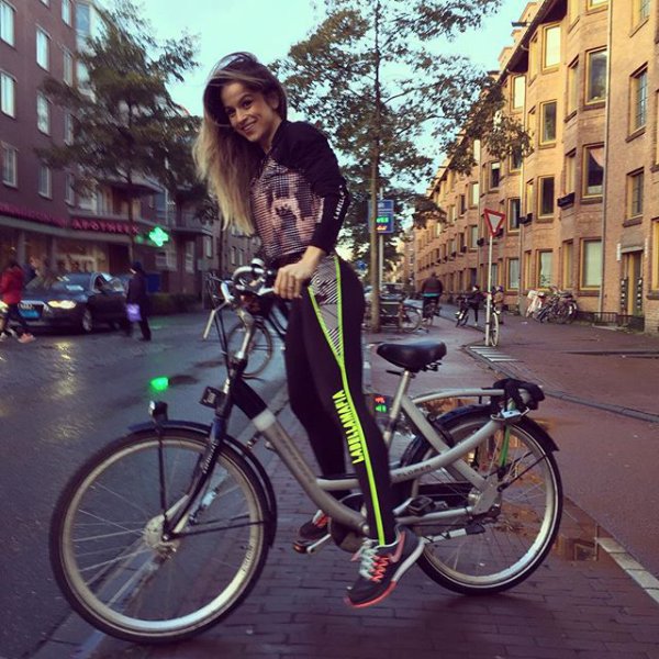 Девушки с шикарными формами