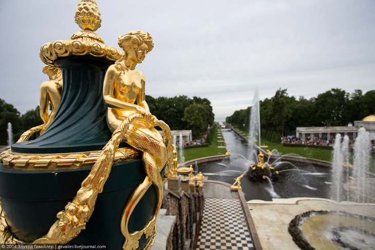 Что находится под фонтанами Петергофа Что находится под фонтанами Петергофа