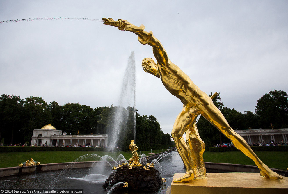 Что находится под фонтанами Петергофа Что находится под фонтанами Петергофа