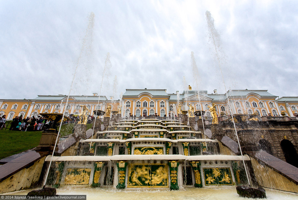 Что находится под фонтанами Петергофа Что находится под фонтанами Петергофа