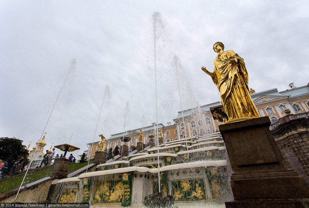 Что находится под фонтанами Петергофа Что находится под фонтанами Петергофа