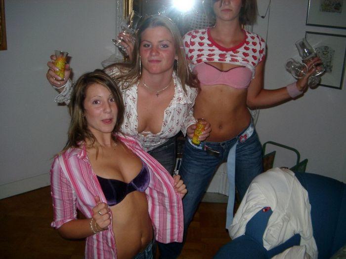 Девушки хотят веселья (69 фото)