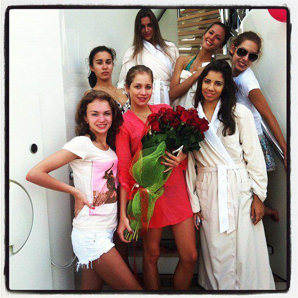 Российские гимнастки отдыхают на Сардинии (39 фото)