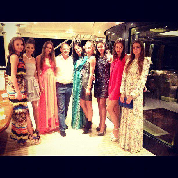 Российские гимнастки отдыхают на Сардинии (39 фото)