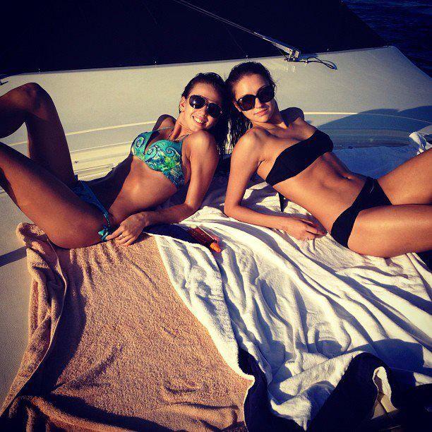 Российские гимнастки отдыхают на Сардинии (39 фото)