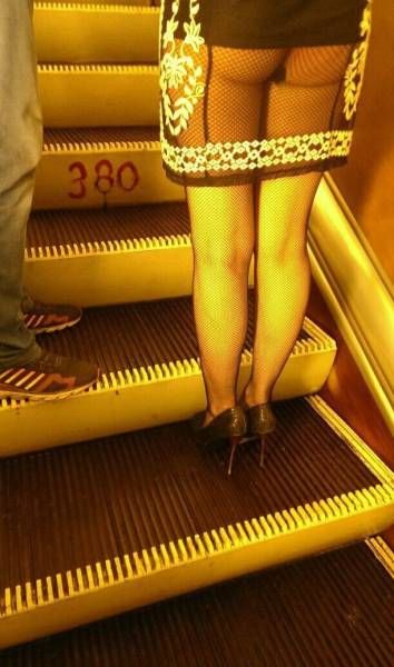 Забавные девушки