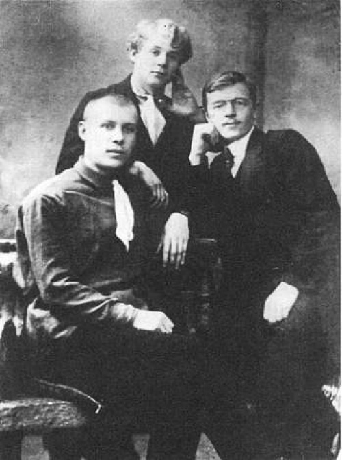 Жизнь скандального гения Сергея Есенина Жизнь скандального гения Сергея Есенина