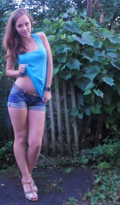 Красавицы из социальных сетей