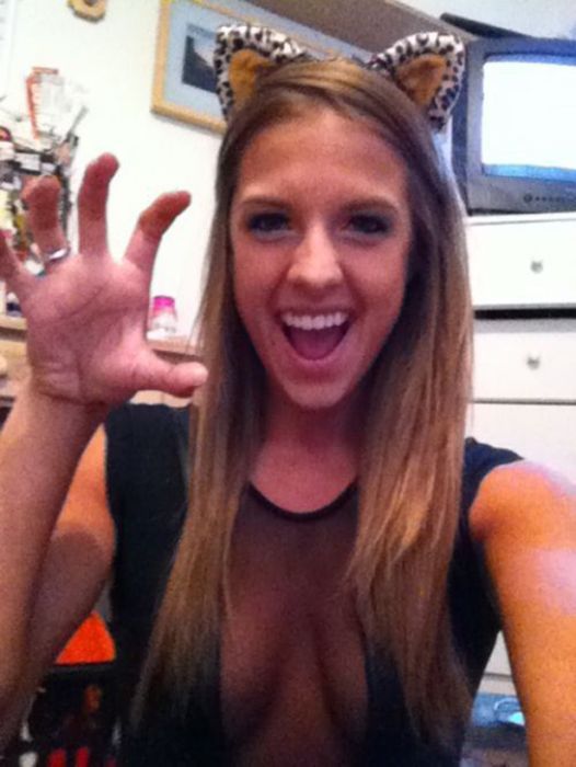 Девушки на работе